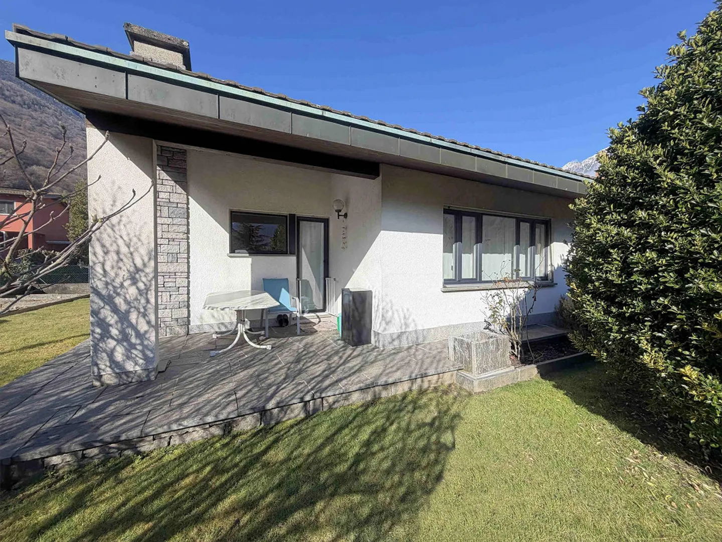 Villa Spaziosa in Zona Tranquilla - Foto 7 di 21