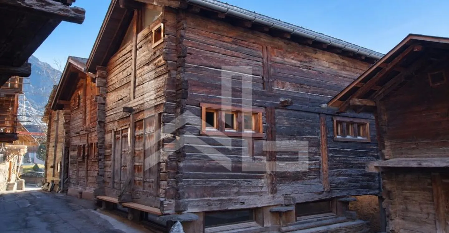 Chalet in Sarreyer, near Verbier - Photo 1 of 12