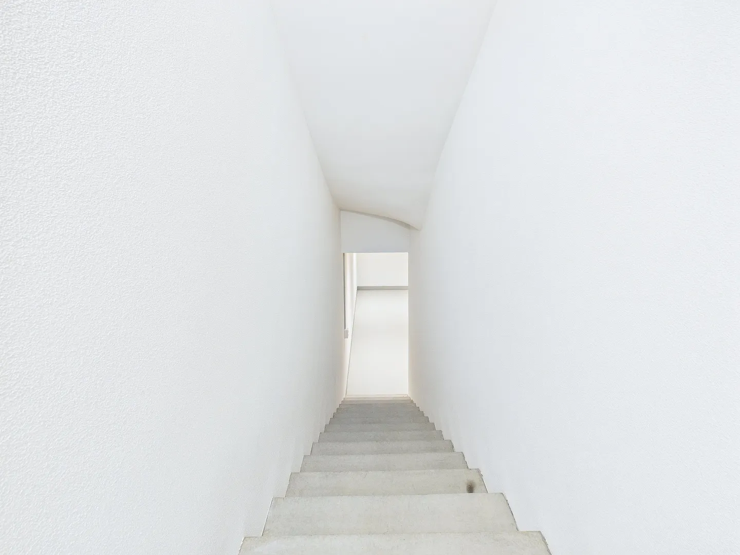 Move in, arrive, live. - Photo 9 of 12