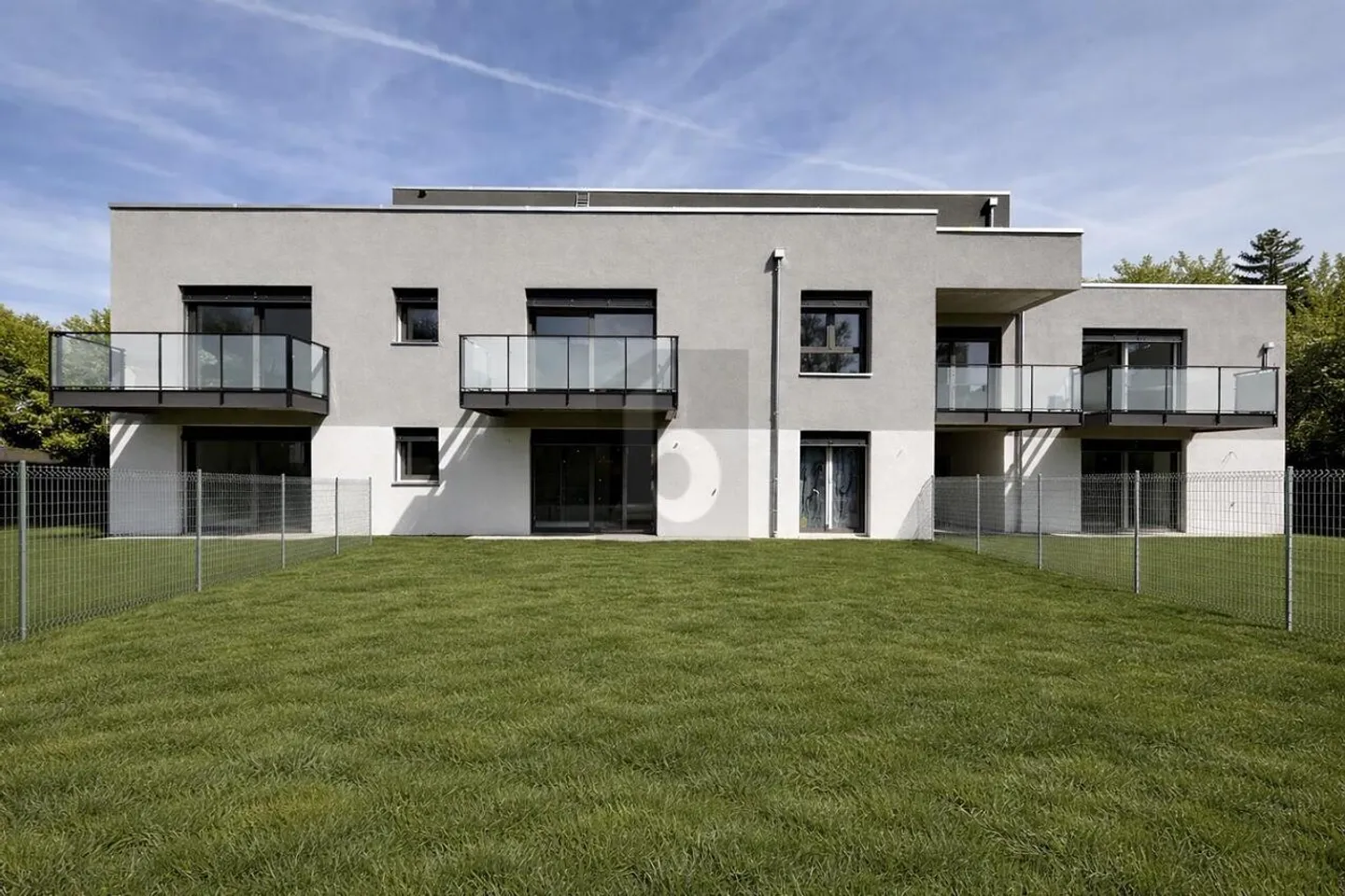 NOUVEAU AVEC JARDIN PRIVÉ ORIENTÉ SUD-EST - Photo 1 sur 5