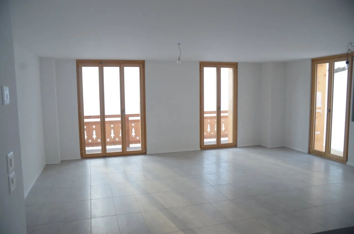 APPARTEMENT 3,5 CHAMBRES - À VENDRE - RES. LES FLOCONS - AUX MOSSES - Photo 3 sur 8