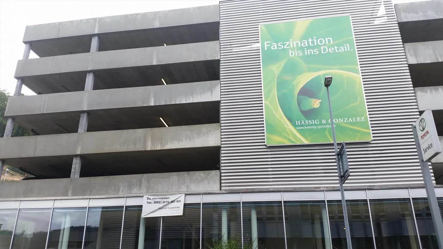 Places de parking à Schaffhouse - Photo 1 sur 2