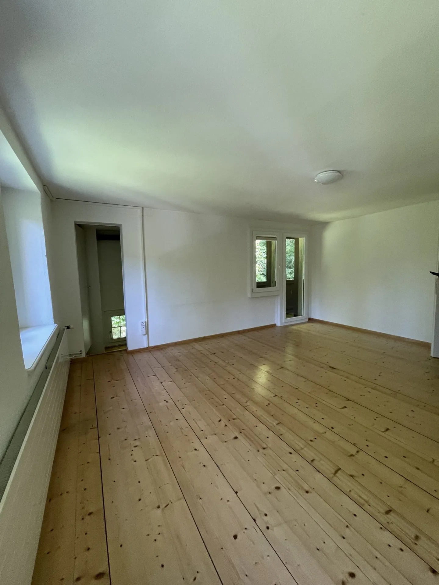 Casa plurifamiliare con camere singole arredate per 6-8 persone - idea - Foto 6 di 12