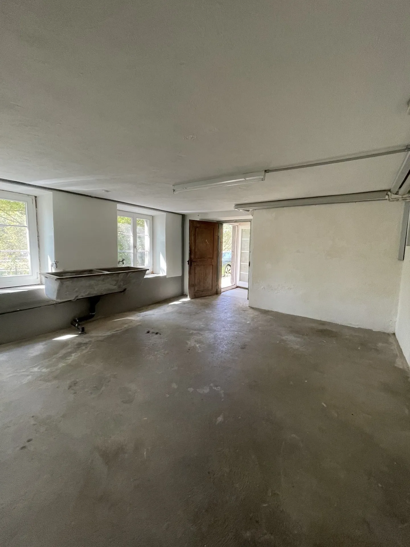 Casa plurifamiliare con camere singole arredate per 6-8 persone - idea - Foto 11 di 12