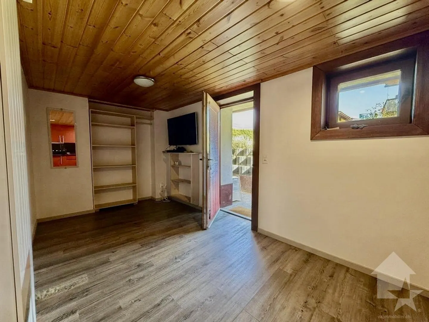 Charming Chalet with Studio - Photo 18 of 25
