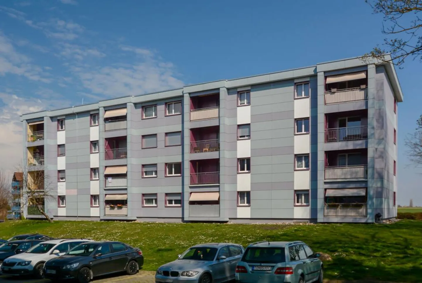 In einem ruhigen Viertel - nahe Autobahnen - Foto 1 von 2