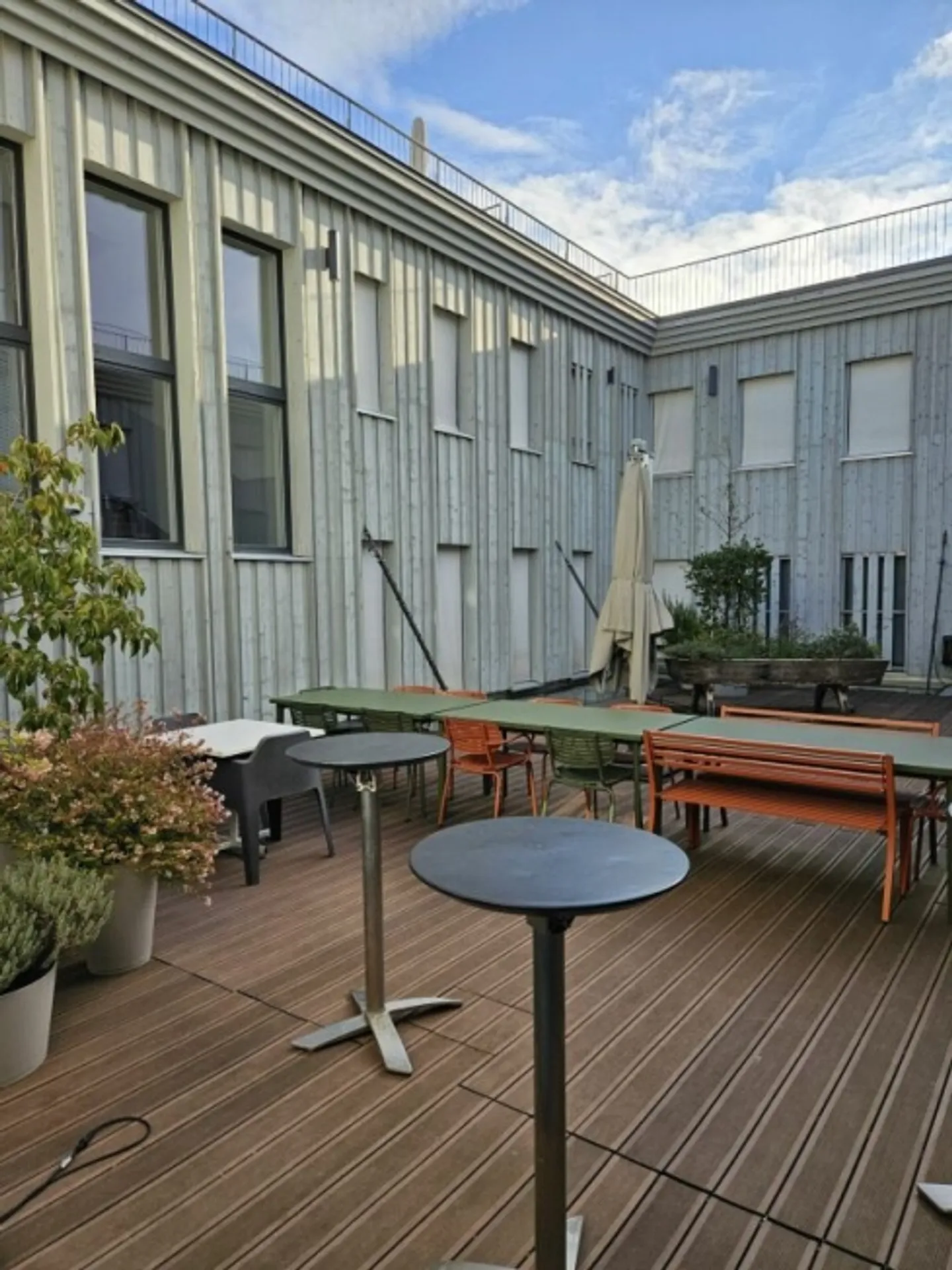 630 m² Semi-Furnished Offices, Quartier du Flon - Photo 10 of 13