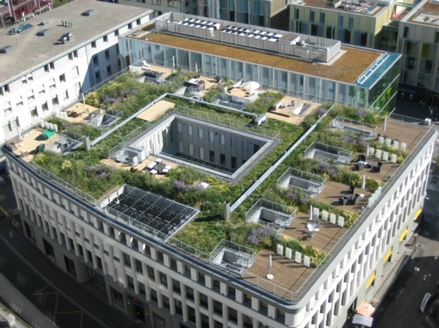 630 m² Semi-Furnished Offices, Quartier du Flon - Photo 11 of 13