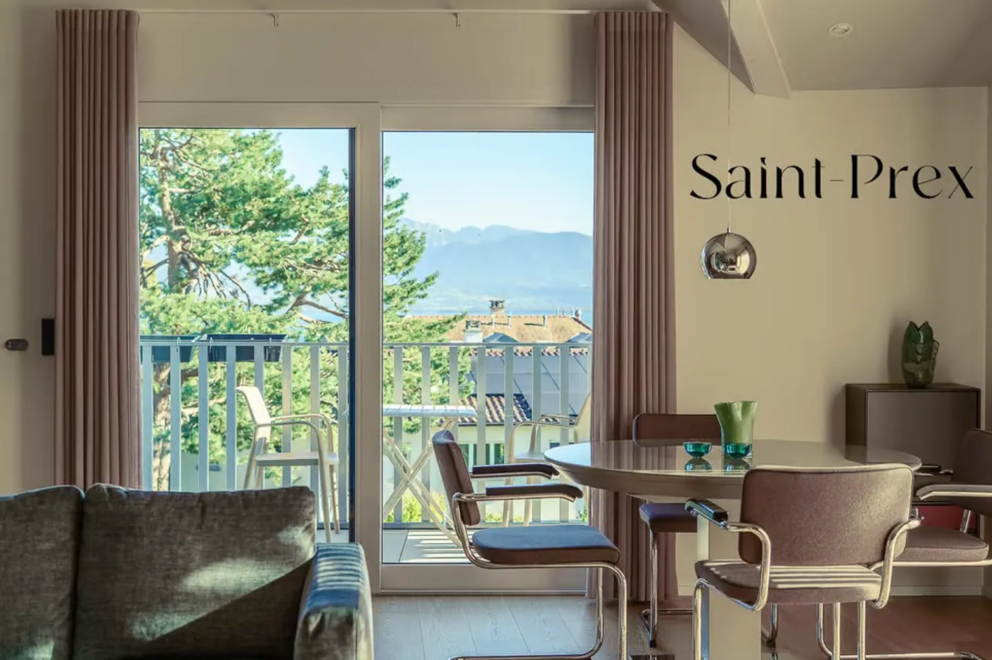 Contemporary apartment in a privileged setting, in Saint-Prex - Photo 1 of 13