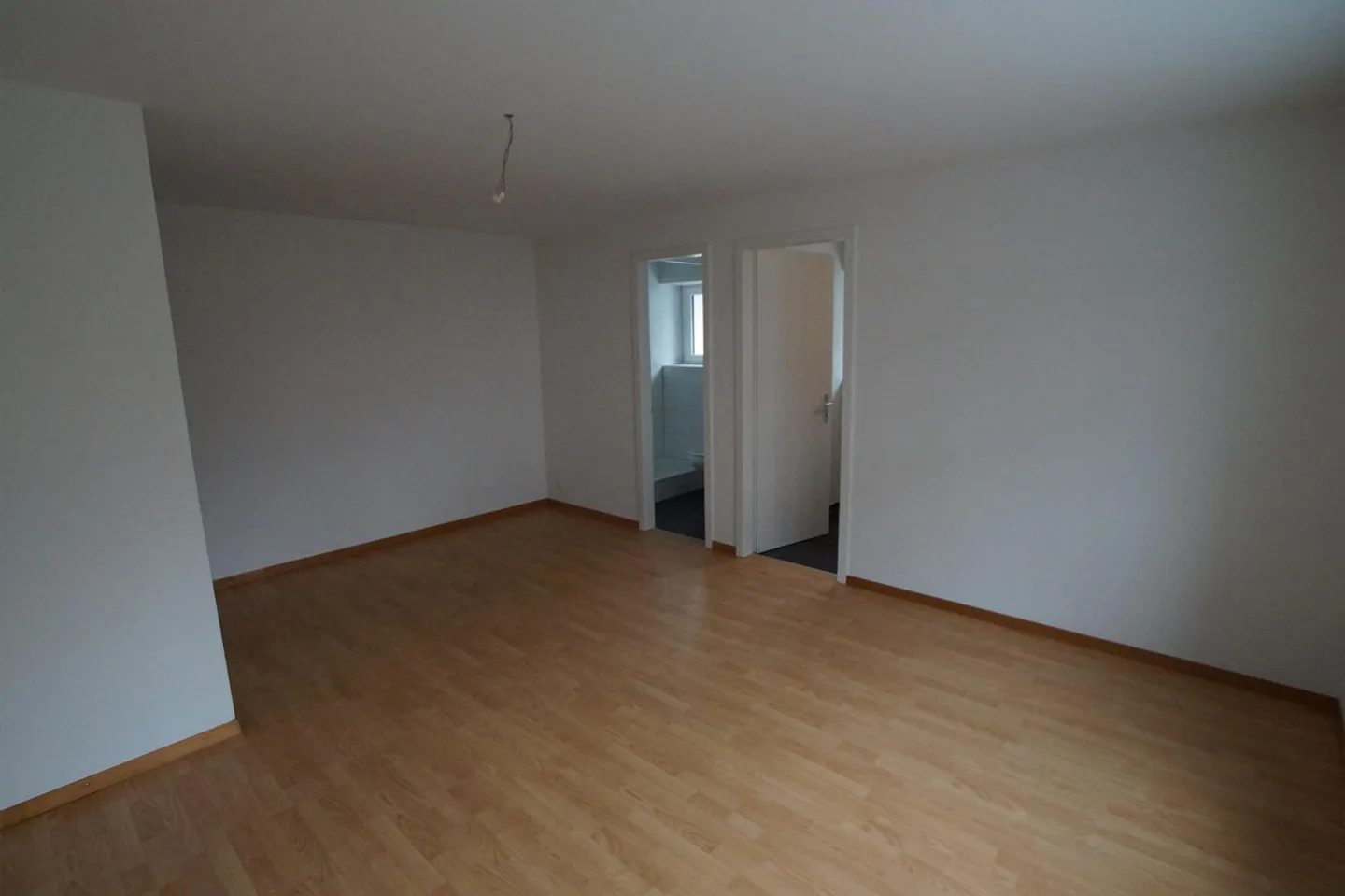 Appartamento 1 camera piano terra destro - situato centralmente nel verde - Foto 5 di 10
