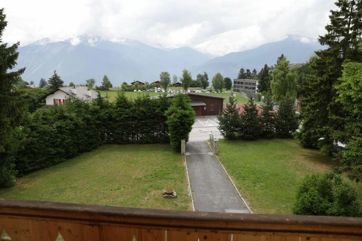 Chalet 4.5 Zimmer in Crans-Montana - Foto 3 von 12
