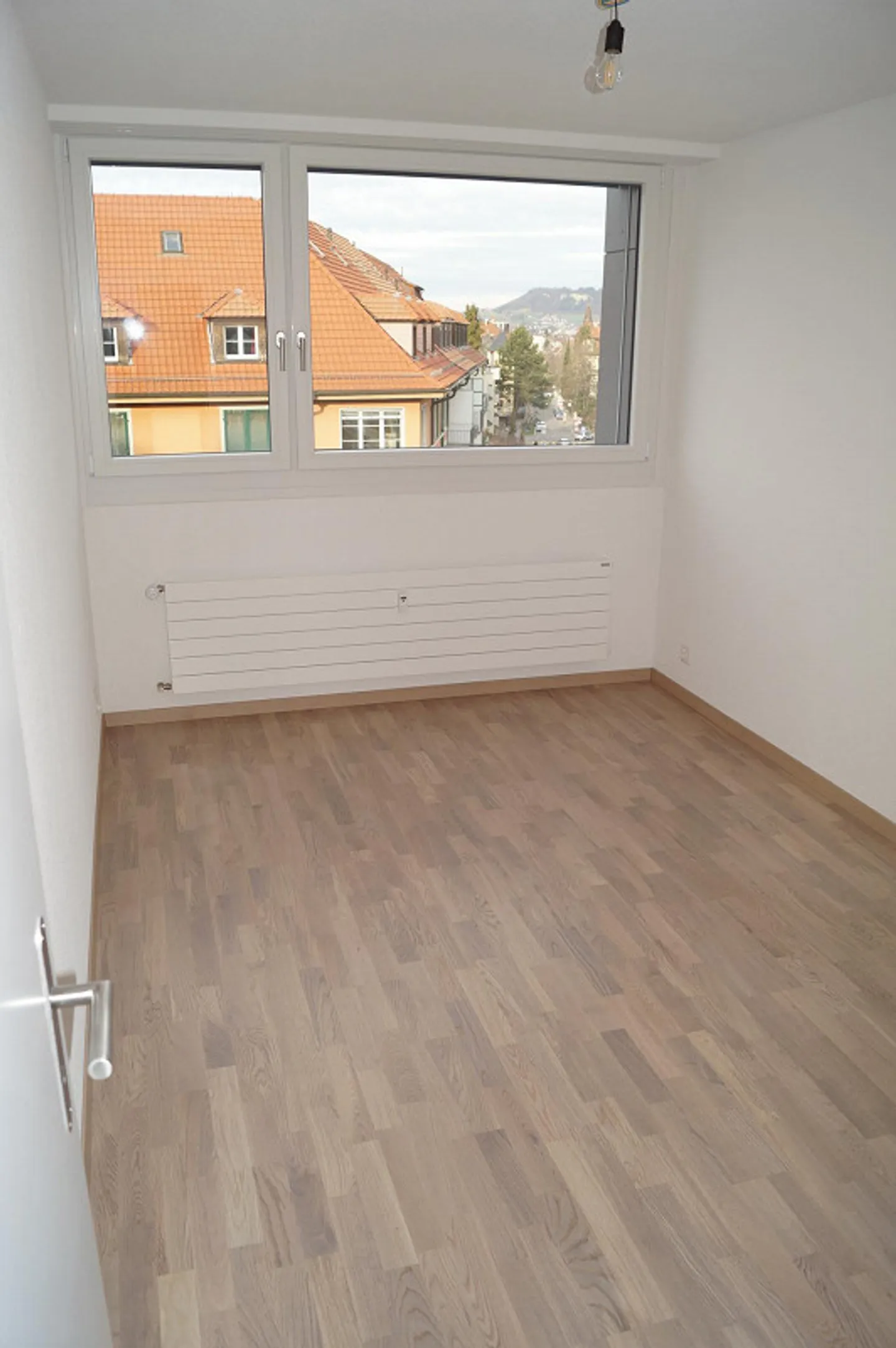 Centrale a Länggasse con grande balcone - Foto 6 di 11