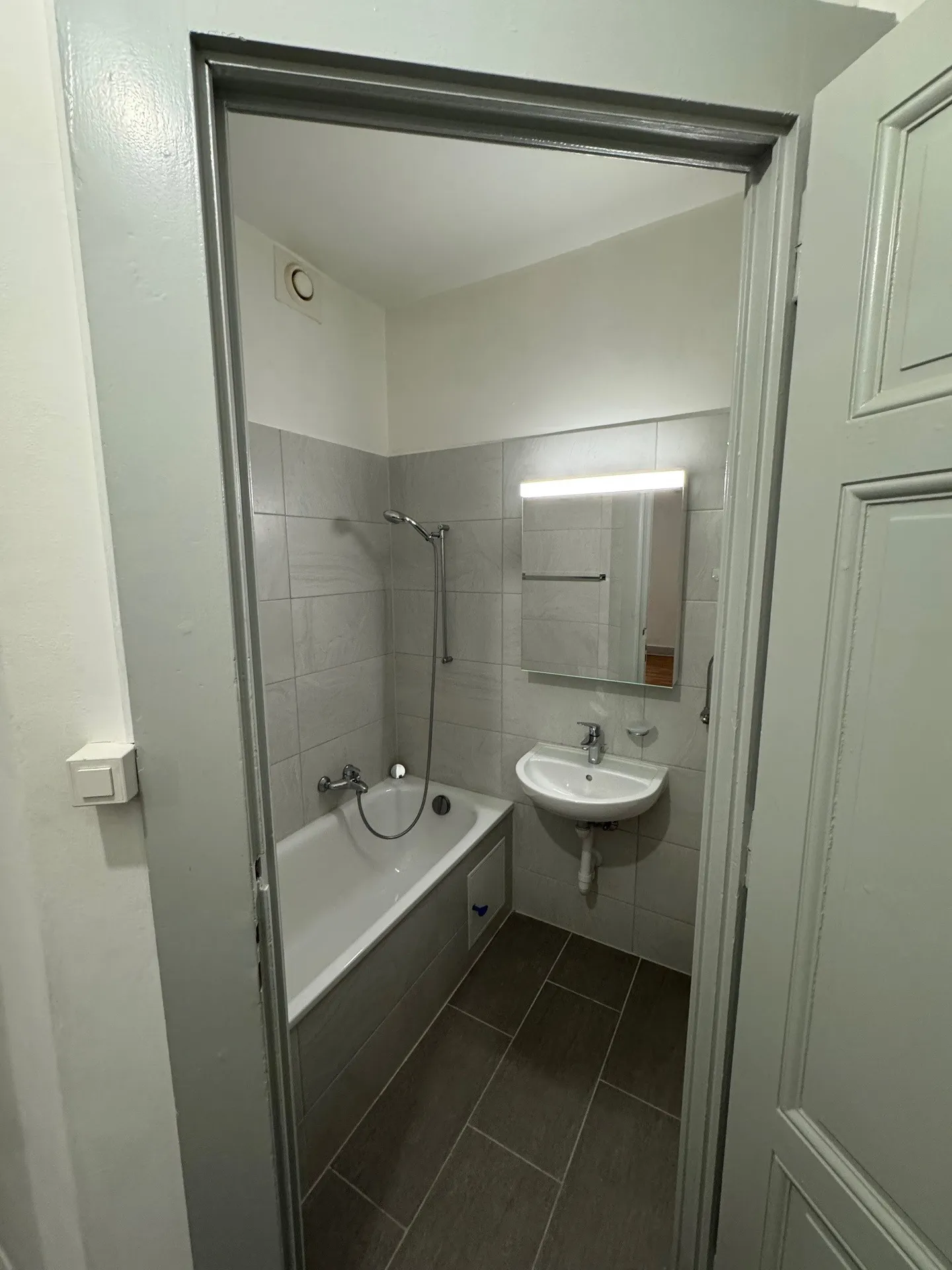 Appartement à louer - Photo 3 sur 4