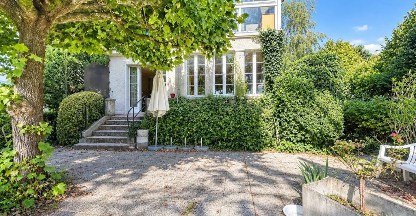 En exclusivité chez Omnia : un bijou dans Lutry - Foto 1 di 10