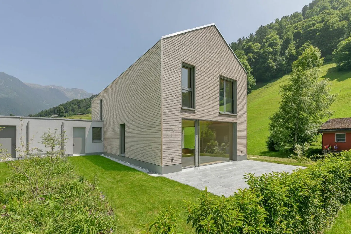 Casa unifamiliare 5.5 stanze Est - Foto 1 di 15