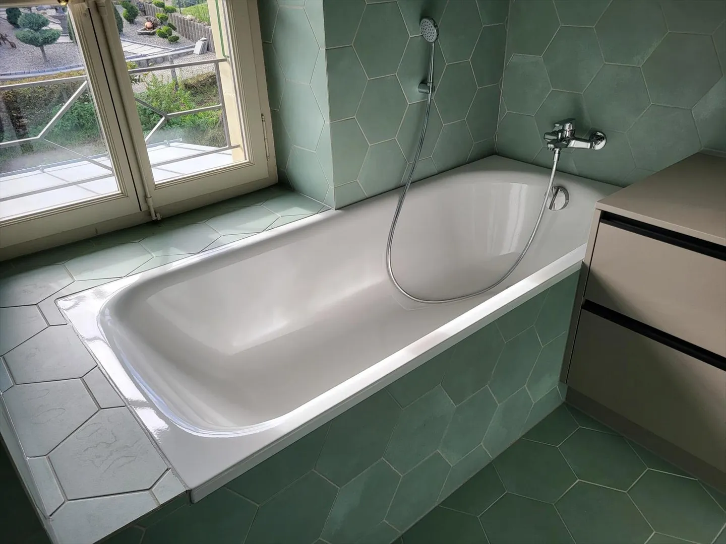 Magnificent duplex completely renovated with private garden - Photo 8 of 10