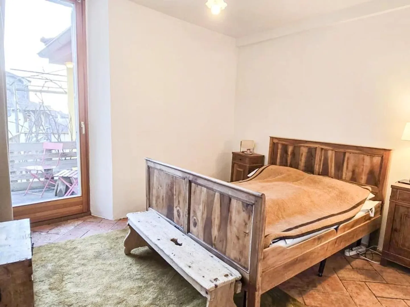 20-Room Apartment - Photo 11 of 13