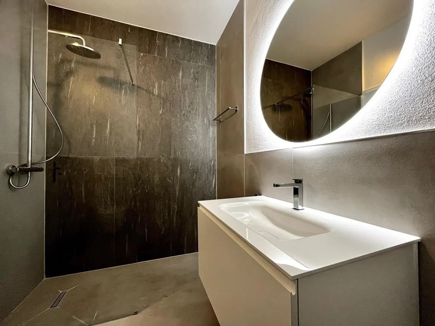LUGANO - Appartement 2.5 pièces avec jardin à louer - Photo 8 sur 11