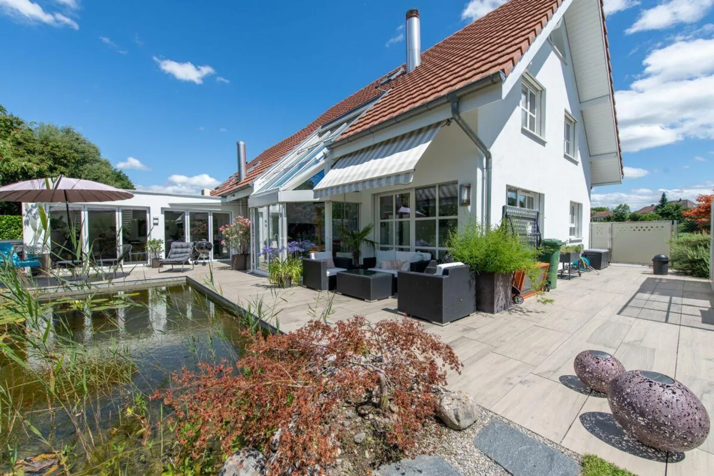 Architectural Jewel with Gallery, Garden Paradise and Natural Pond - Photo 19 of 26
