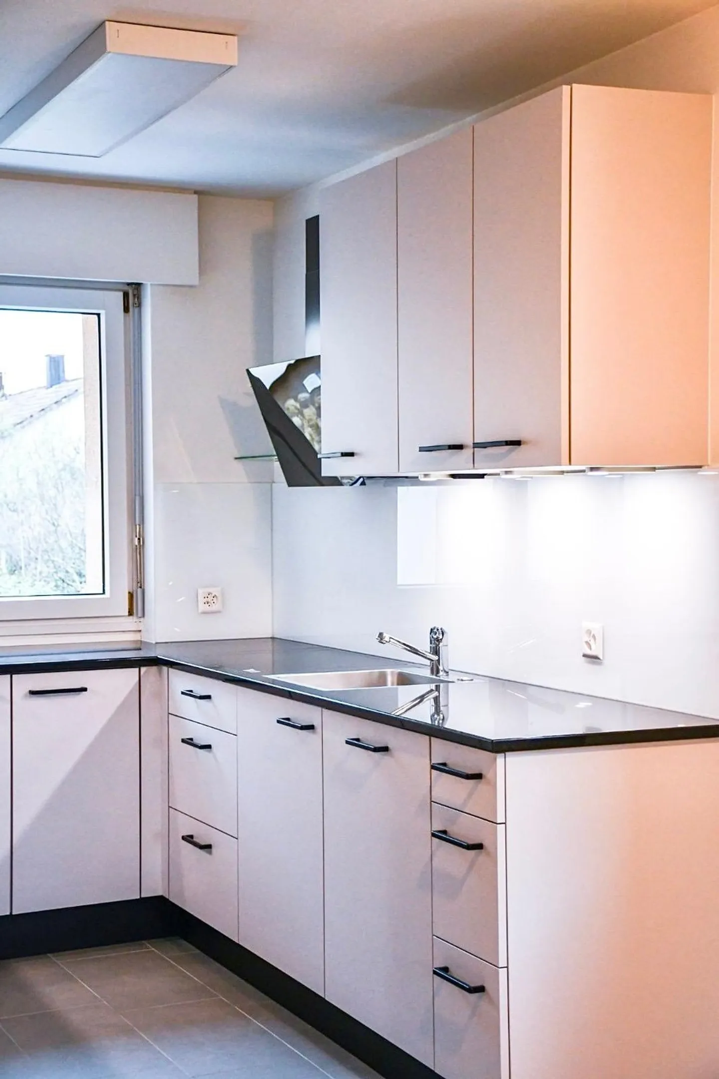 Renovierte Wohnung in Allschwil - Foto 2 von 17