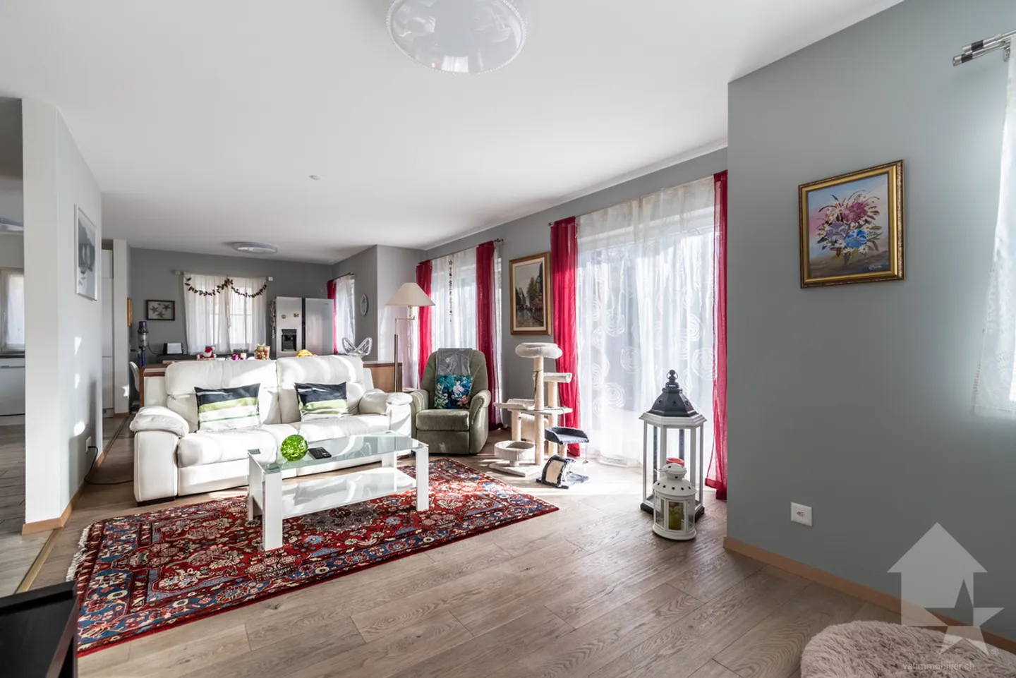 Geräumiges Chalet in den Höhenlagen von Ollon - Foto 4 von 12