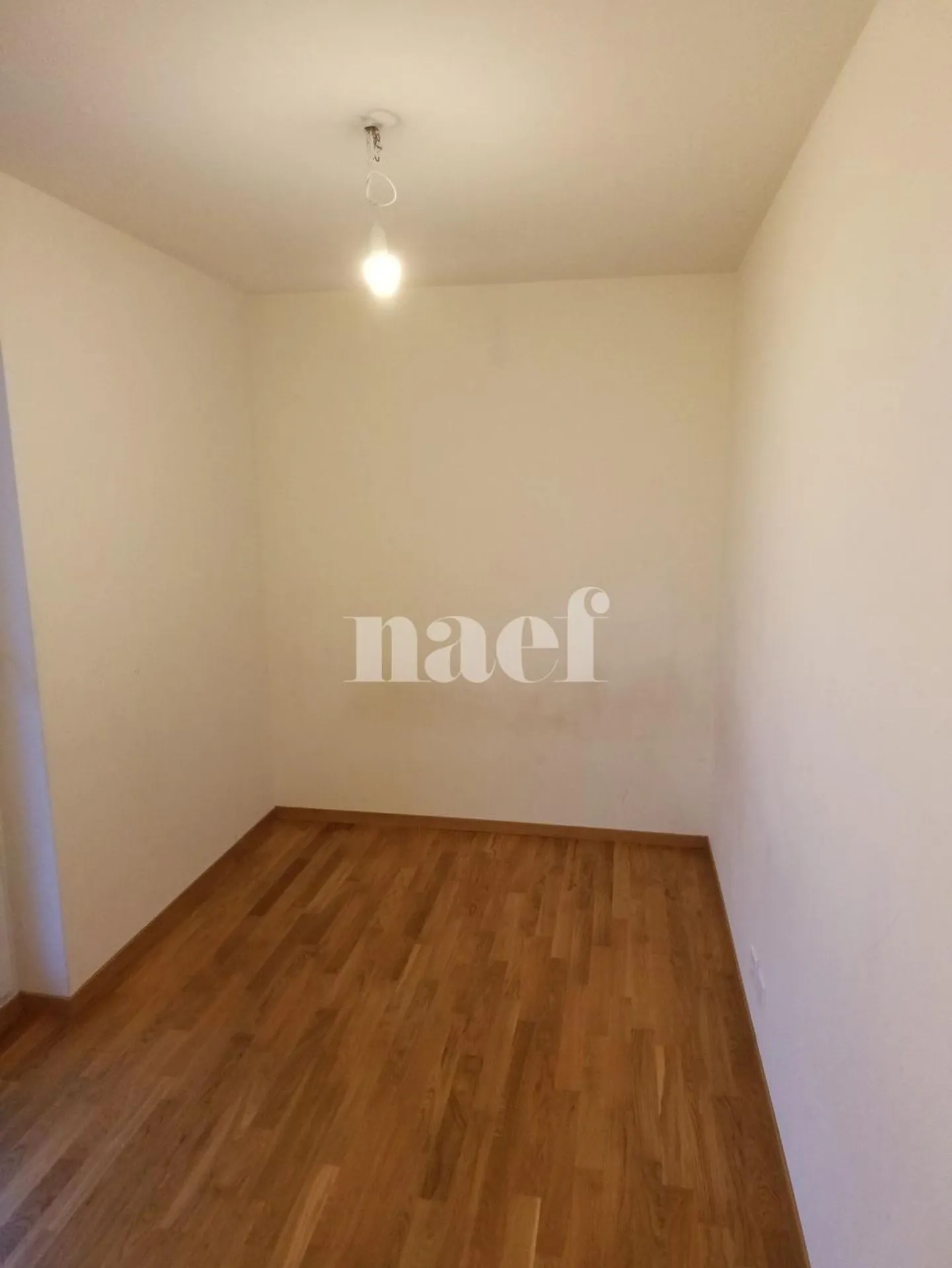 Appartement moderne avec terrasse - Photo 5 sur 9