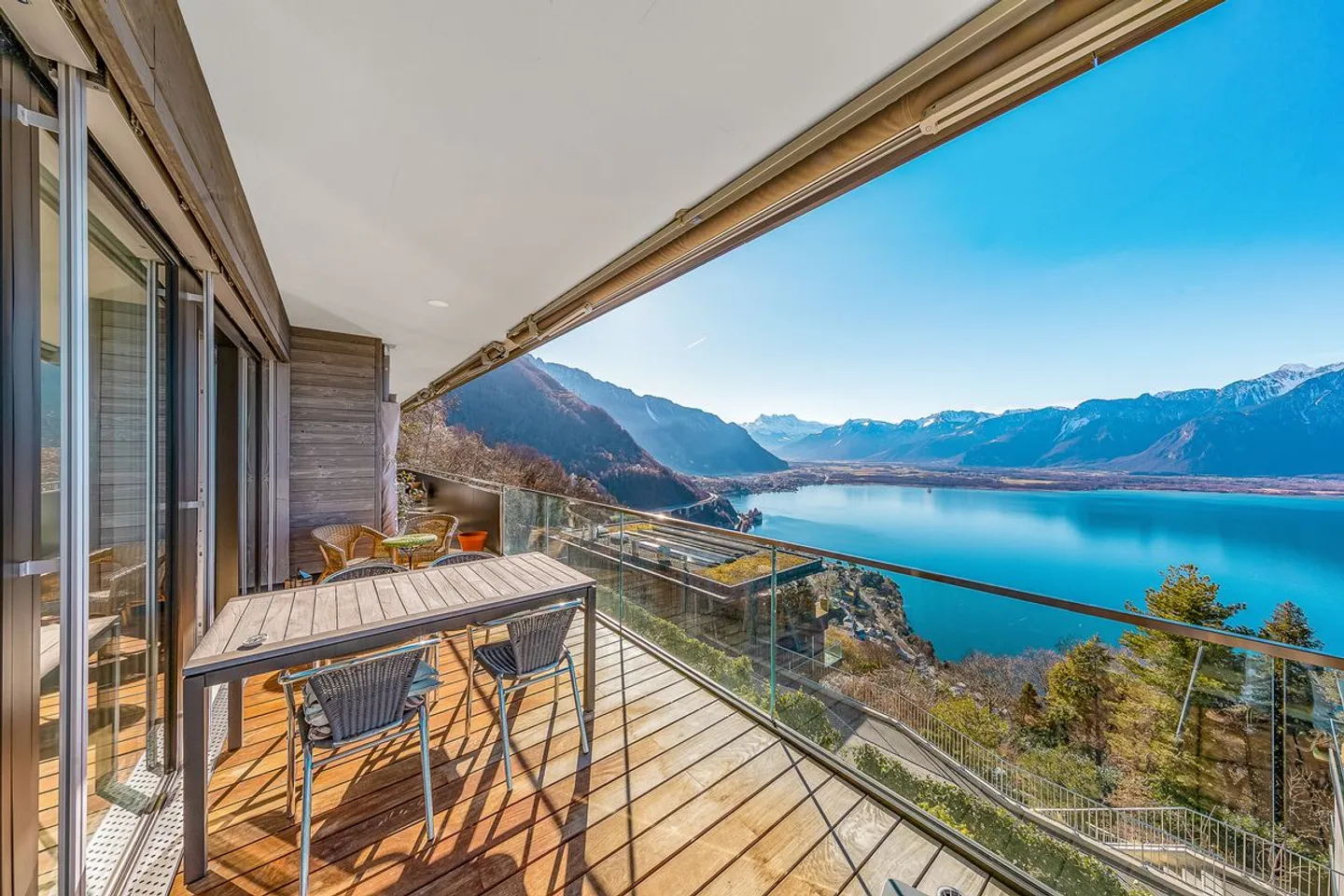 Eccezionale appartamento sulle alture di Montreux con vista panoramica sul lago - Foto 8 di 13