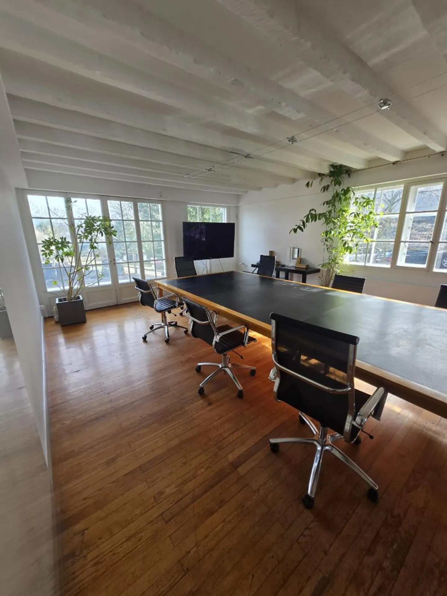 Commerce - Photo 3 of 4