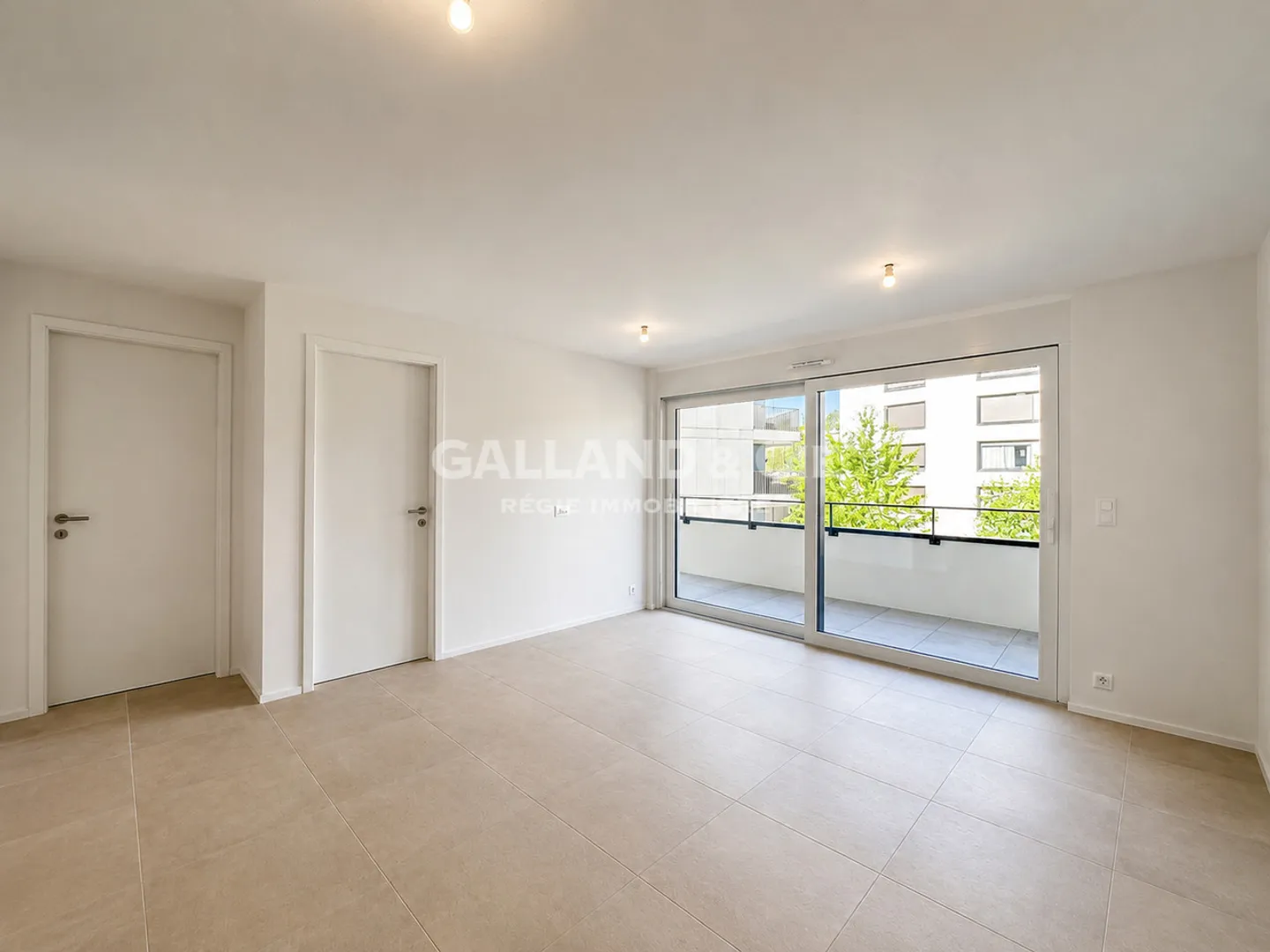 Bel appartement neuf au cœur d'un quartier cherché - Photo 2 of 7