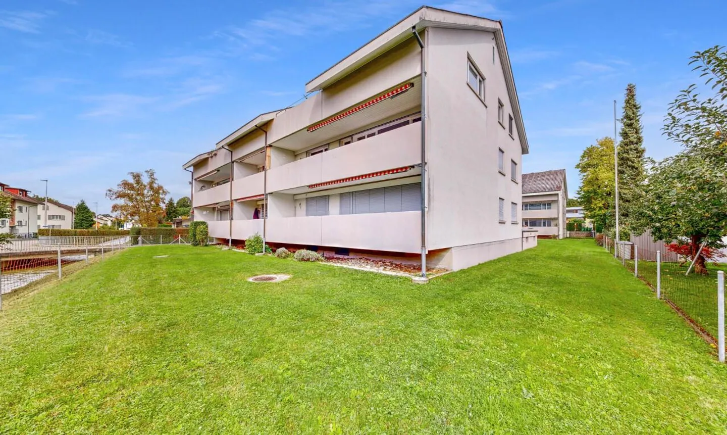 «Sonnig, ruhig und zentral im Hochparterre» - Foto 1 von 11