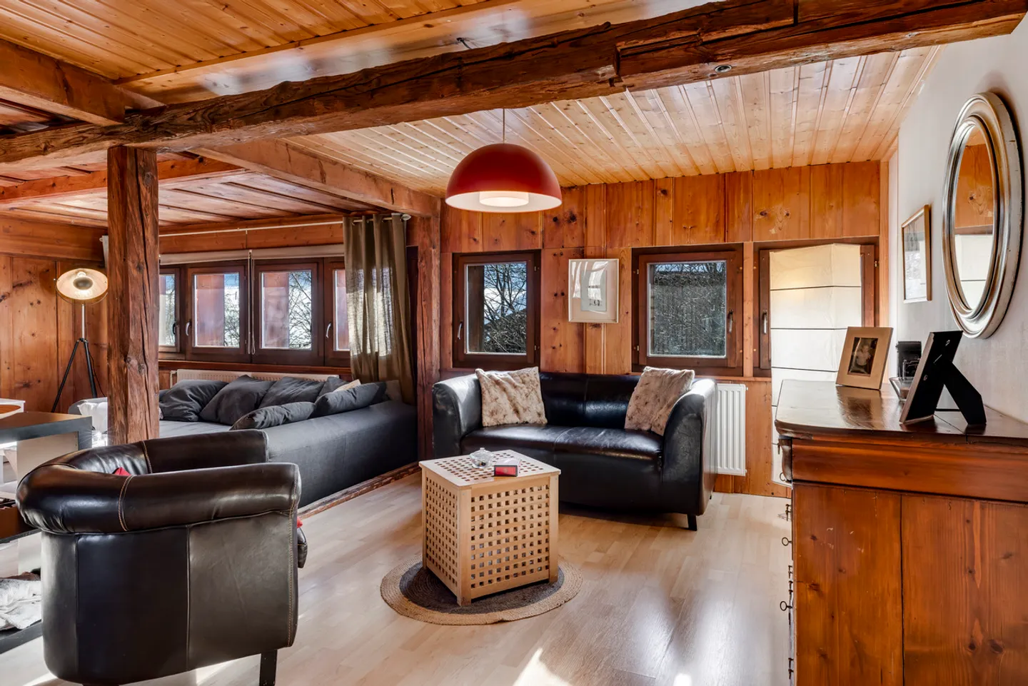 Renovated character farm in the heart of La Roche - Photo 7 of 13