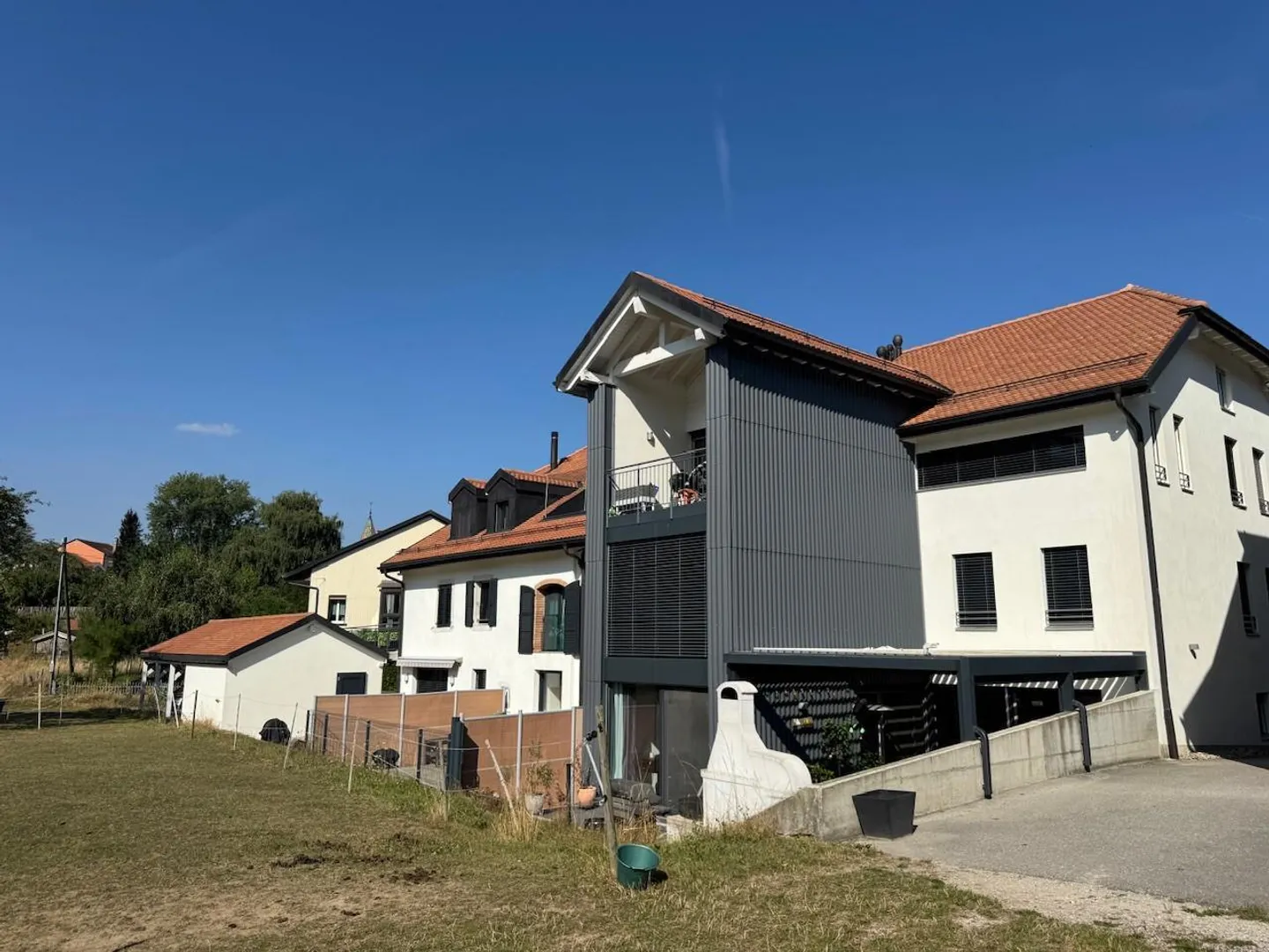Bell'appartamento duplex di 6,5 locali, in un antico rurale trasformato - Foto 4 di 14