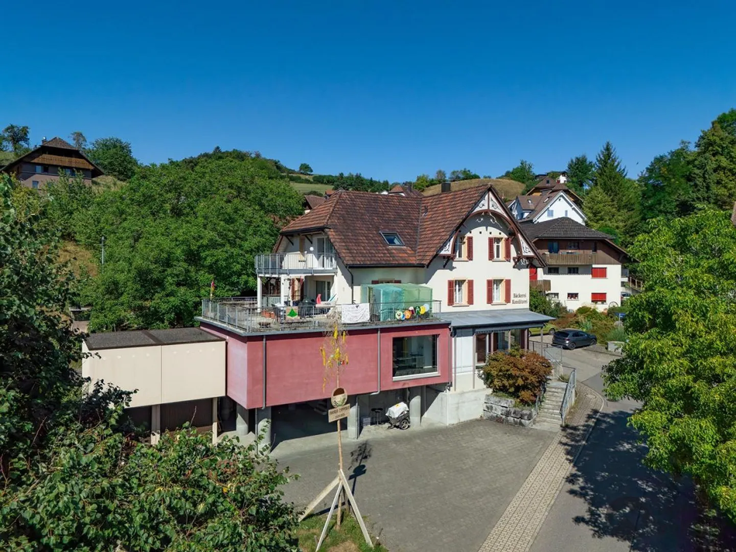 Habitat, Commerce, Terrain à bâtir - Rendement avec potentiel à Reitnau - Photo 2 sur 13