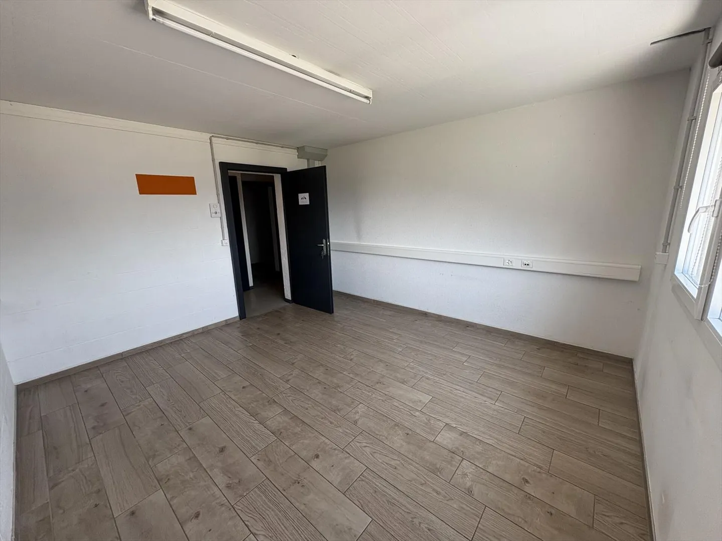 Small Office - 1st Floor - Photo 2 of 6