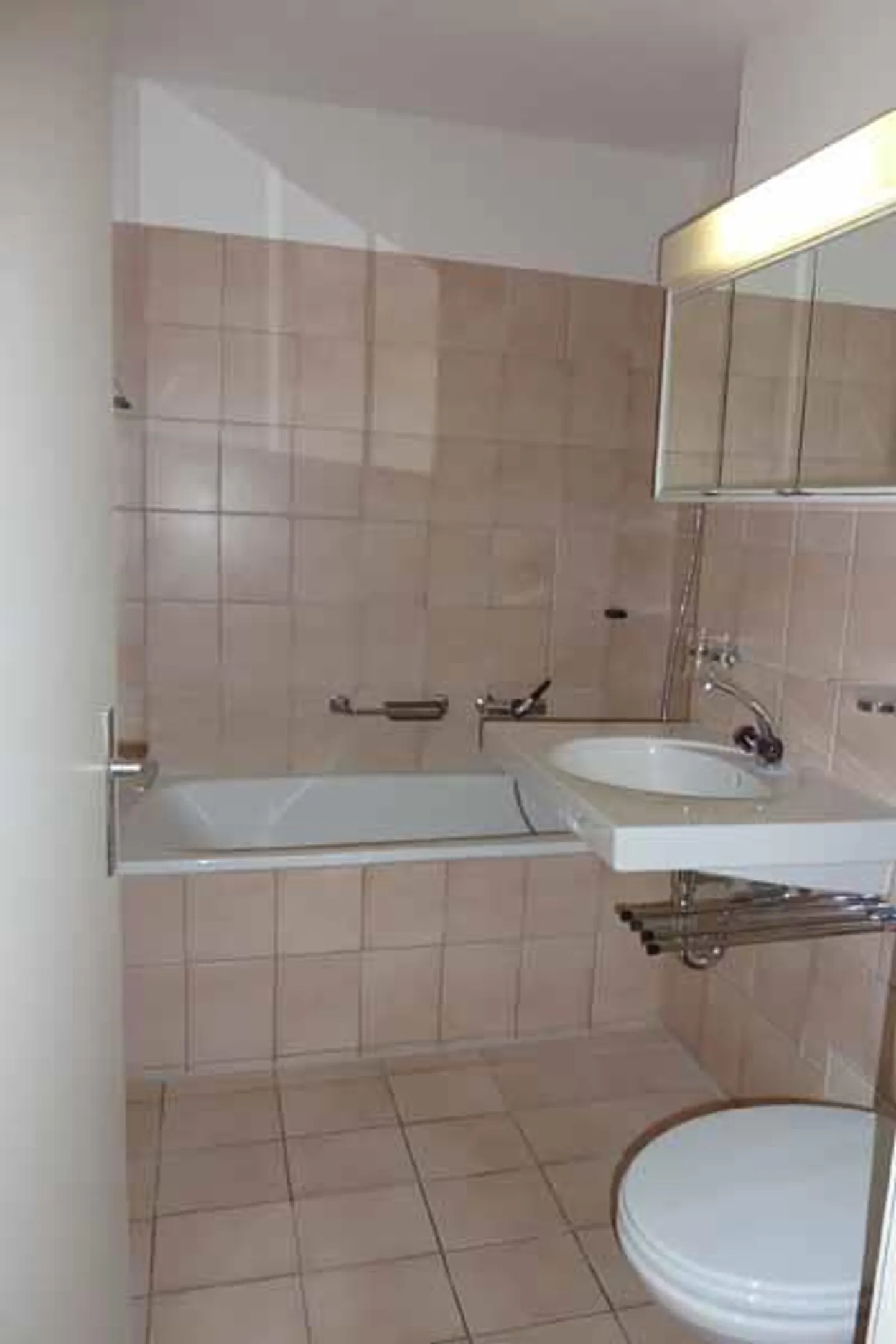 Your new home in a quiet location - limited until 30.09.2029 - Photo 4 of 5