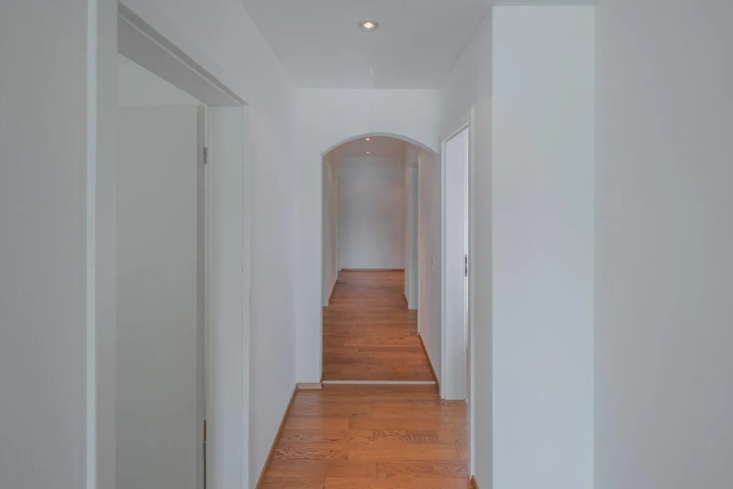 "Jewel on the Rhine" - 4½ room apartment in a dream location - Photo 5 of 19