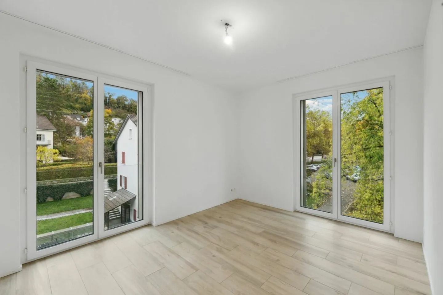 Living in the town of Laufen! Modern 4.5-room apartment in a quiet location - Photo 7 of 16