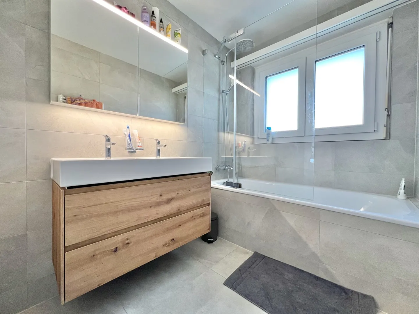 Charming renovated 4.5-room apartment just minutes from Payerne - Photo 6 of 10