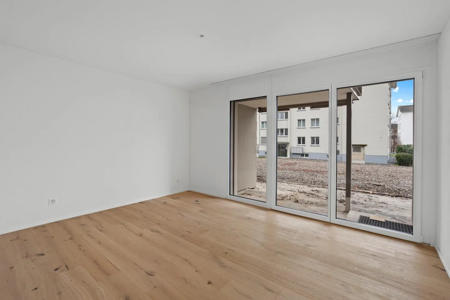 FIRST RENTAL after COMPLETE RENOVATION! 3.5-Room Garden Apartment! NEW PHOTOS! - Photo 10 of 16