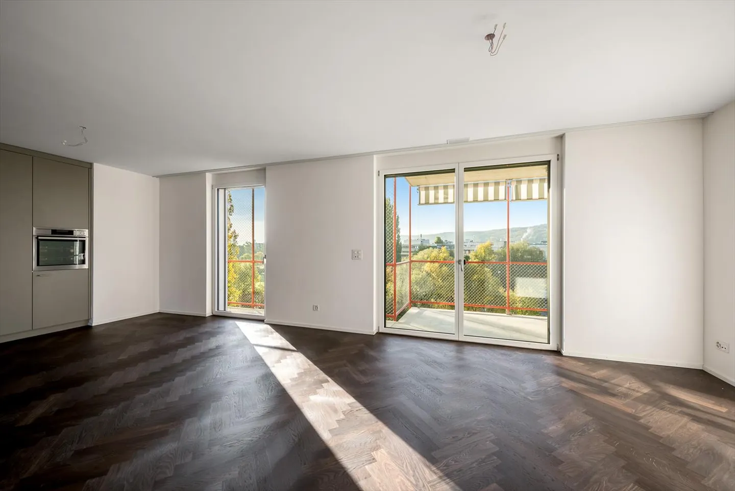 Casa moderna al piano terra in una posizione centrale! - Foto 4 di 7