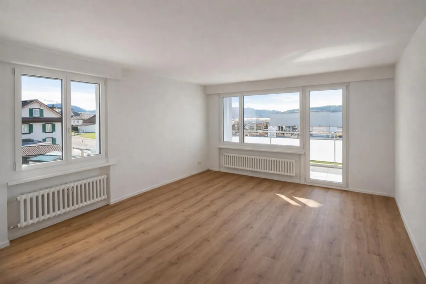 Frisch Renovierte Wohnung - Foto 3 von 7