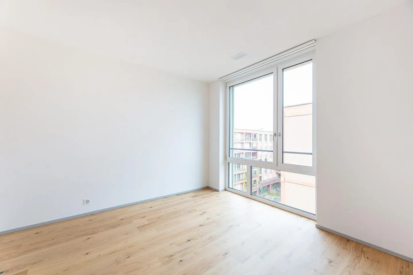 Moderne Wohnung direkt am Bahnhof Winterthur Hegi - Foto 3 di 6