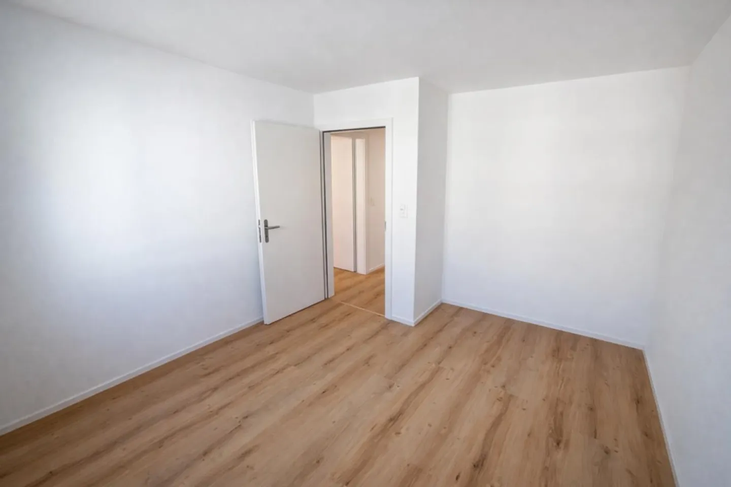 Frisch Renovierte Wohnung - Foto 4 von 7