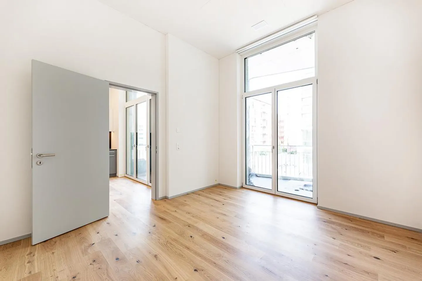 Moderne Wohnung direkt am Bahnhof Winterthur Hegi - Foto 4 di 6
