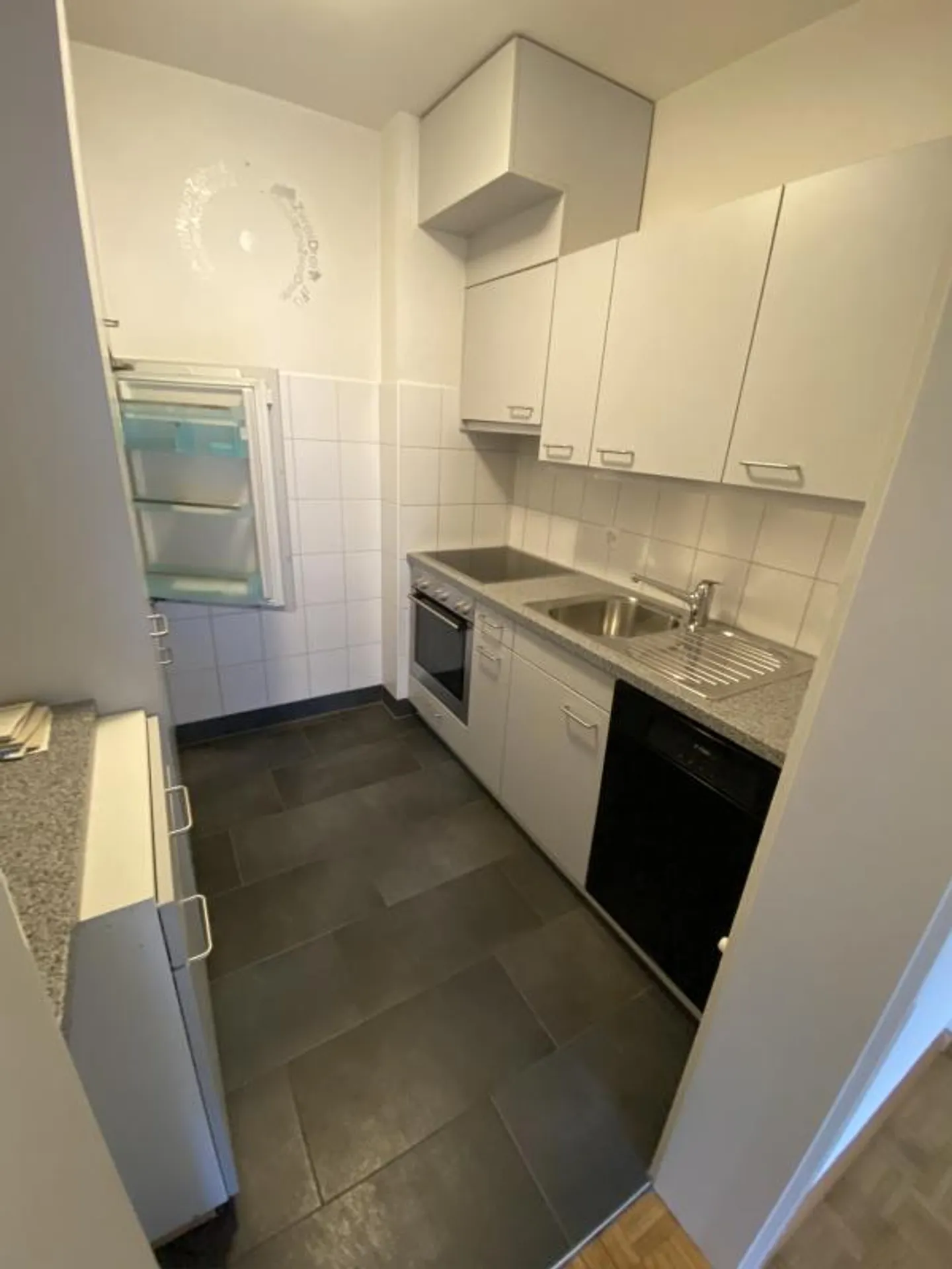 2-room apartment with GWM for rent in Basel - Photo 1 of 6