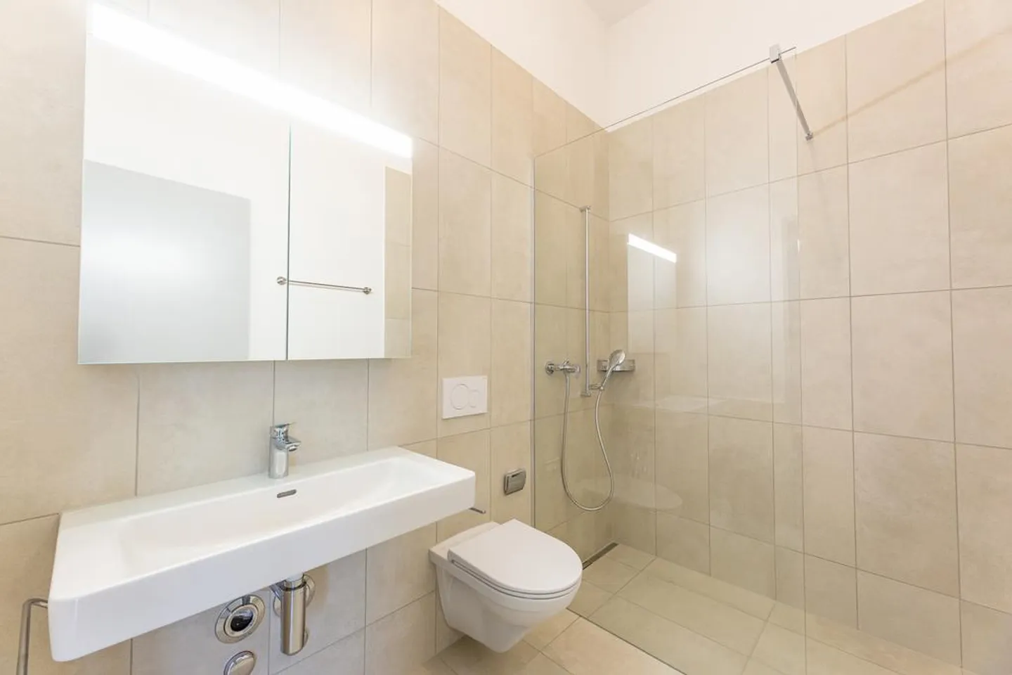 Moderne Wohnung direkt am Bahnhof Winterthur Hegi - Foto 6 di 6