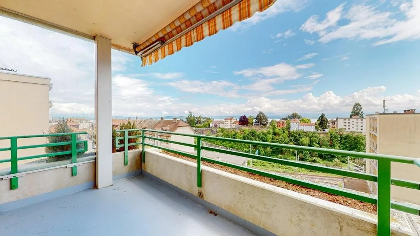 Live close to amenities! - Photo 2 of 11