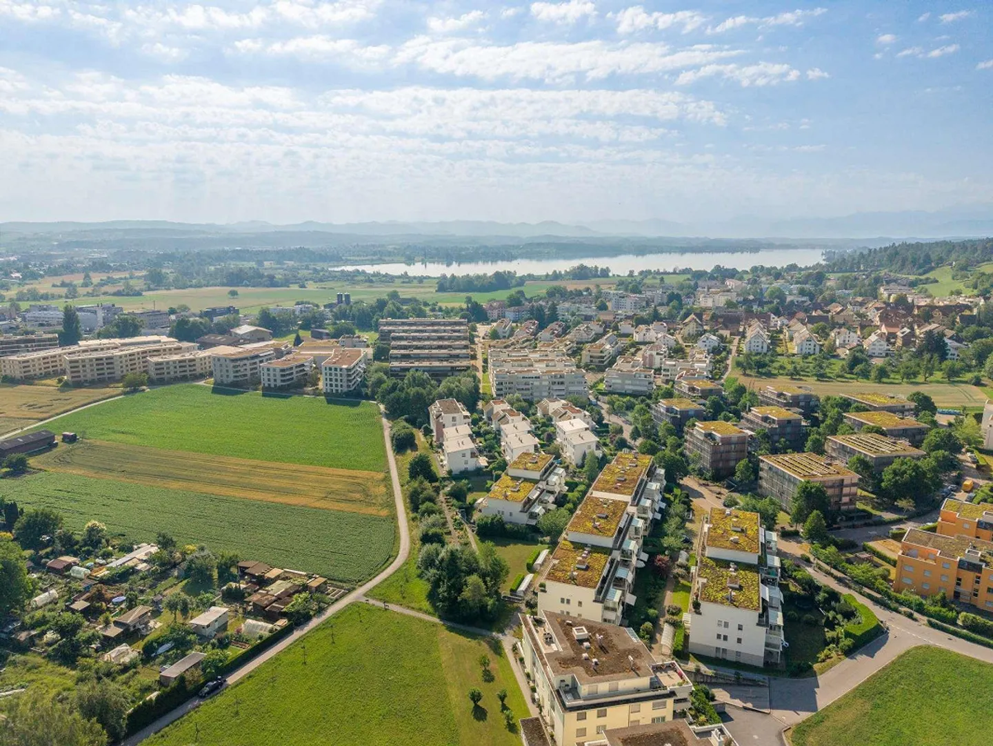 Maison familiale jumelée de 5,5 pièces ensoleillée avec véranda - Photo 7 sur 8