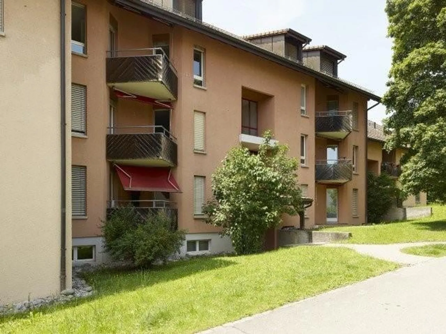 RENT WITHOUT DEPOSIT - Spacious Maisonette Apartment with Fireplace - Photo 4 of 12