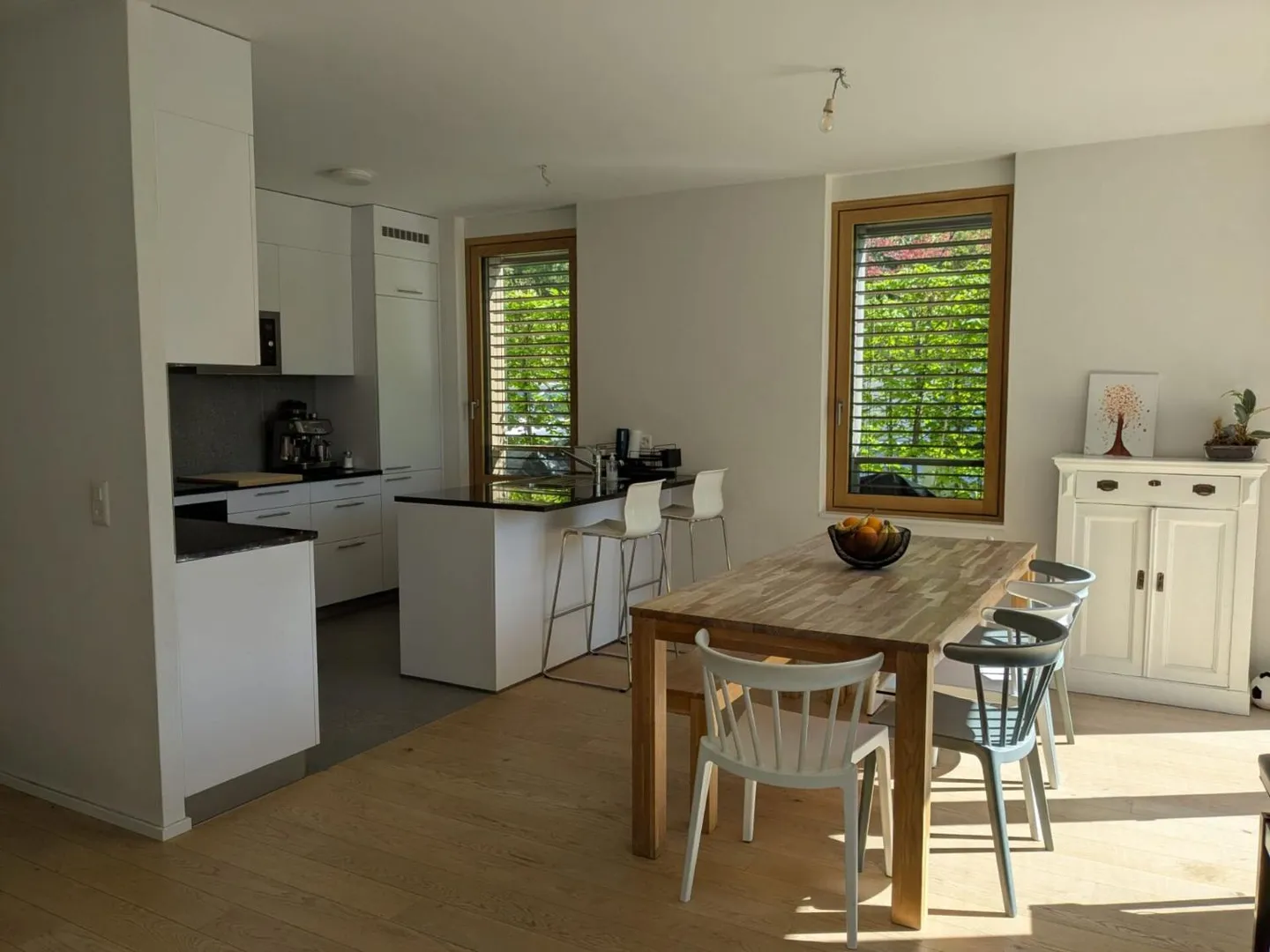 Lausanne: Superb family semi-detached villa with garden - Photo 3 of 12